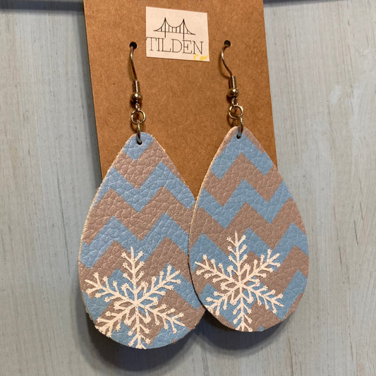 Blue Snowflake Earrings    earring Daydreamer Creations- Tilden Co.